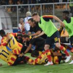 Esultanza Lecce dopo il gol di Ceesay (foto P.Pinto)